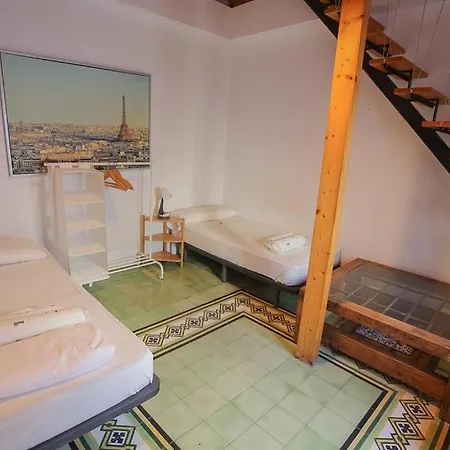 Hostal Bbtk
