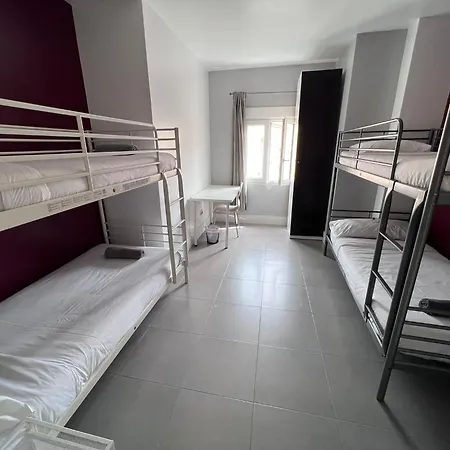 Bbtk Albergue *